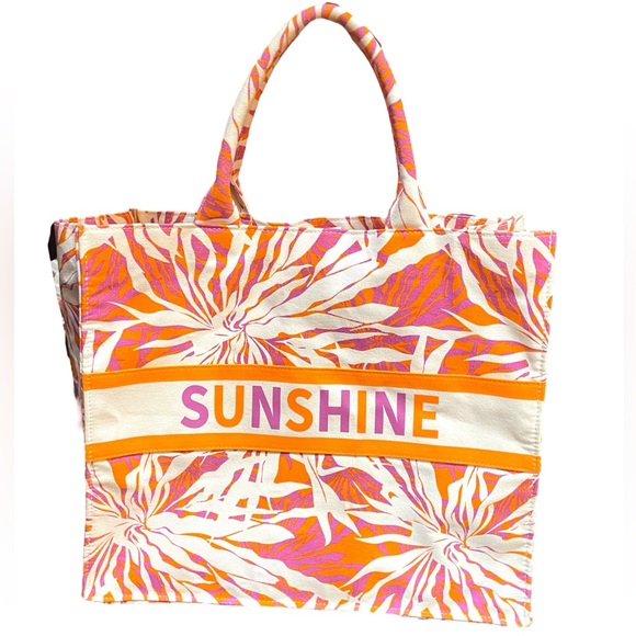 Handbags - SUNSHINE Reusable Canvas Shopper Tote in NWOT Condition